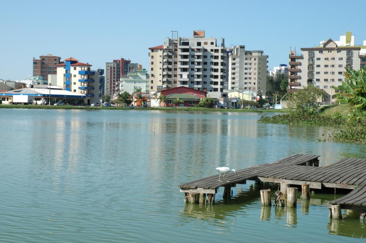 Apartamento Na Praia De Torres Lägenhet Exteriör bild